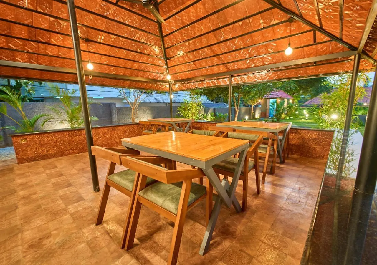 *** Hotell Voye Homes Signature Pool Resort Varkala , Just 950 M From Varkala Cliff And Beach Indien