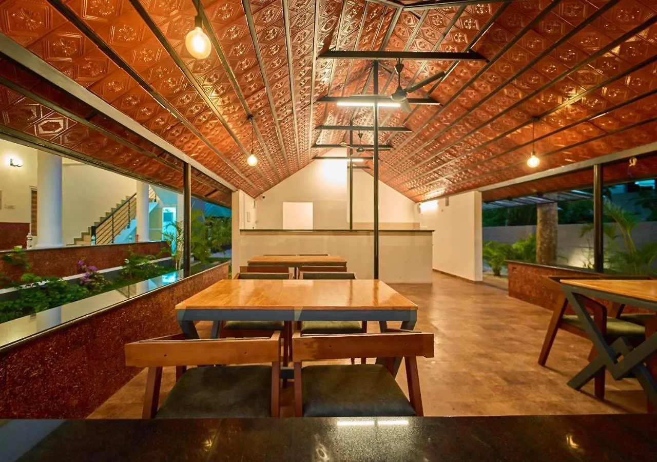 Voye Homes Signature Pool Resort Varkala , Just 950 M From Varkala Cliff And Beach 3*,