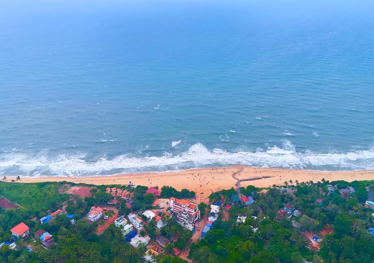 Voye Homes Signature Pool Resort Varkala , Just 950 M From Varkala Cliff And Beach 3*,