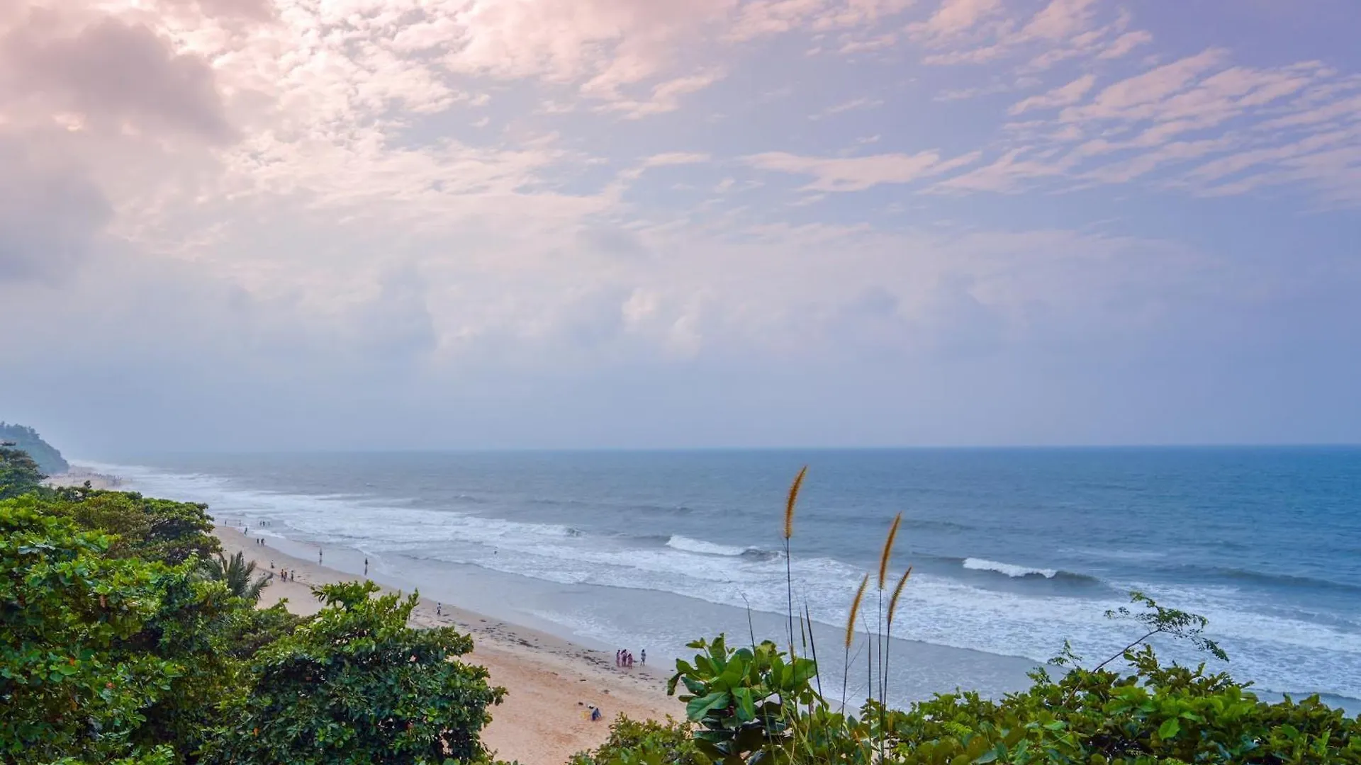 Hotel Voye Homes Signature Pool Resort Varkala , Just 950 M From Varkala Cliff And Beach